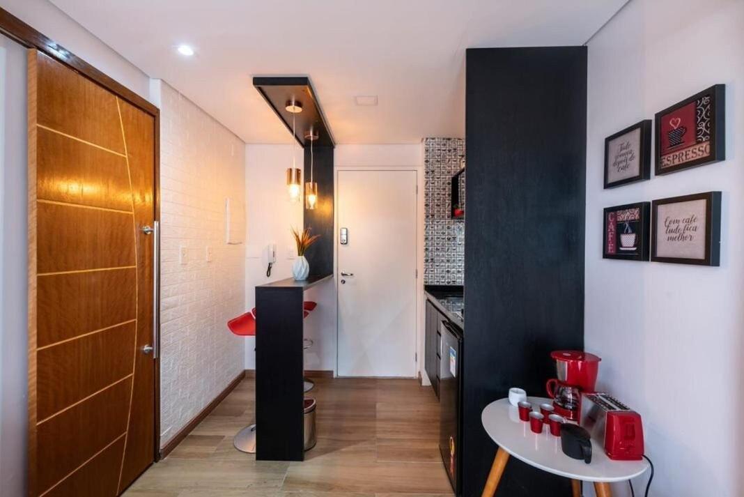 Apartamento Aconchegante Em Pinheiros Com Garagem Na Faria Lima